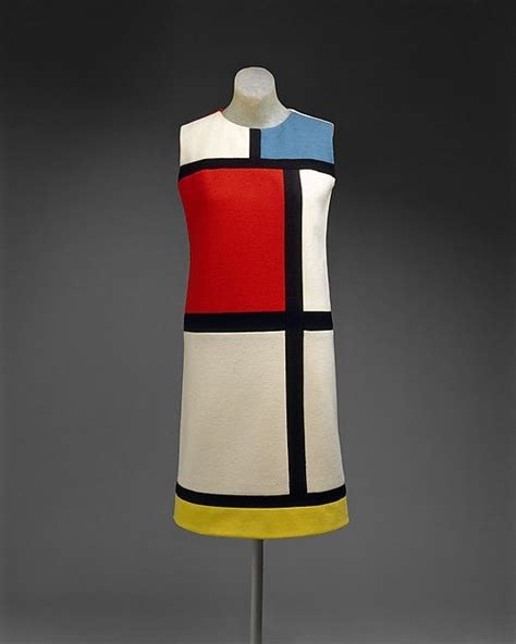 specchio yves saint laurent|yves saint laurent dress.